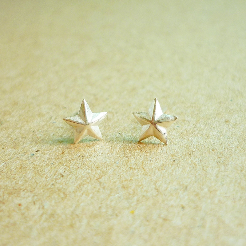 SALE - Small Star Ear Studs - 925 Sterling Silver Stud Earrings - 3D Stars - gift under 10