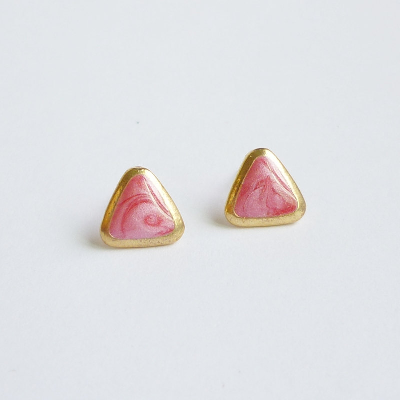 - Pearl Red Triangle Stud Earrings - Gift Under 10
